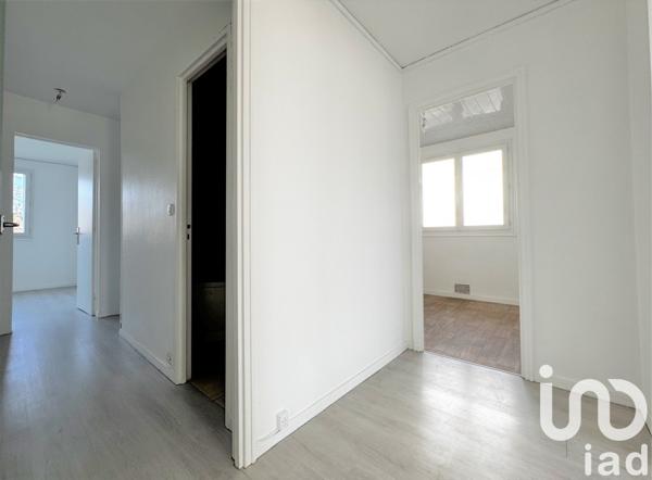 Appartement 4 pièces de 72 m² à Maromme (76150)