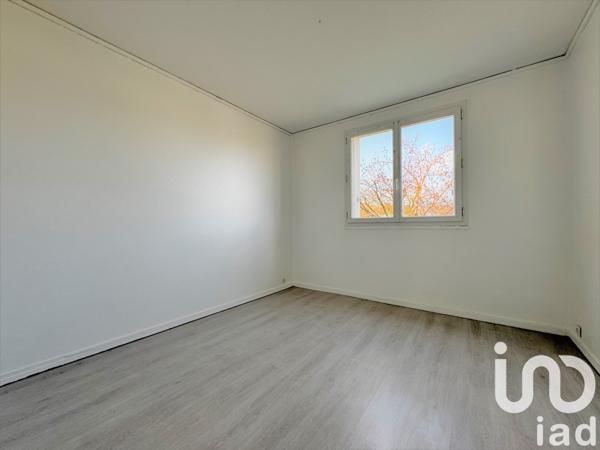 Appartement 4 pièces de 72 m² à Maromme (76150)