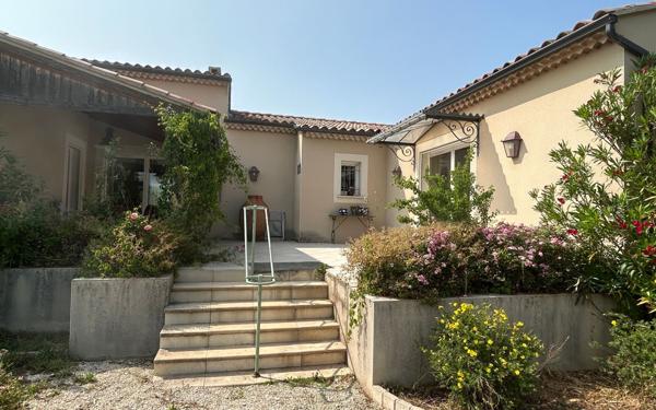 Maison à vendre    4 pièces • 170 m2 Vaison-la-Romaine