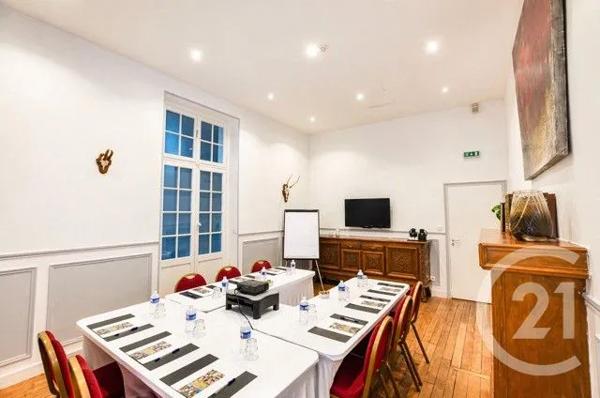 Maison à vendre  18 pièces - 596,60 m 2   CERGY  - 95