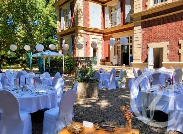 Maison à vendre  18 pièces - 596,60 m 2   CERGY  - 95