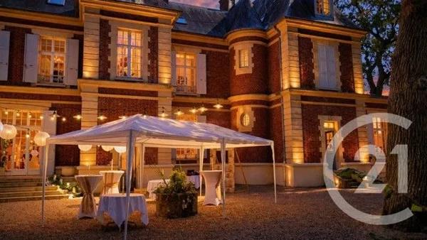 Maison à vendre  18 pièces - 596,60 m 2   CERGY  - 95