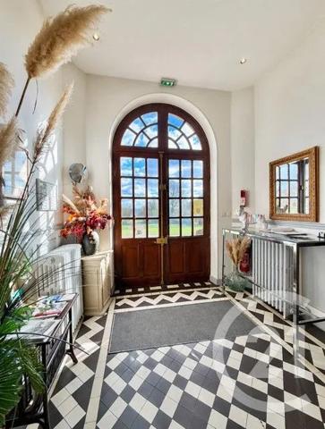 Maison à vendre  18 pièces - 596,60 m 2   CERGY  - 95