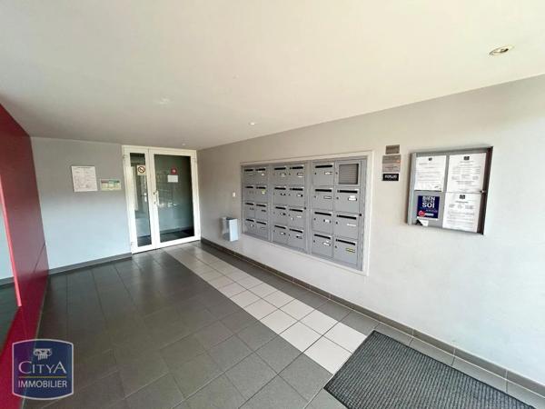 Appartement à louer 2 pièces 58.3m²