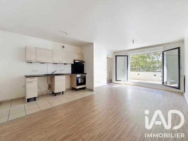 Appartement à vendre 4 pièces 74 m² Saint-Ouen-l'Aumône