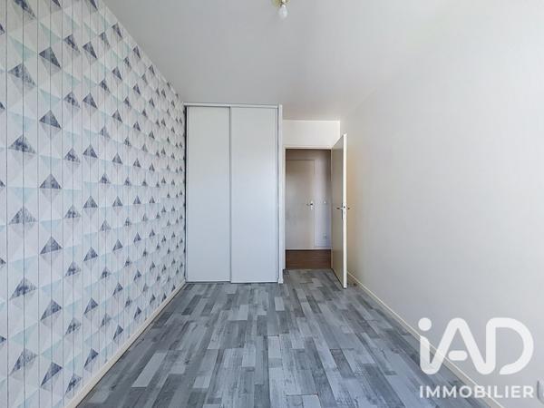 Appartement à vendre 4 pièces 74 m² Saint-Ouen-l'Aumône