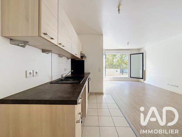Appartement à vendre 4 pièces 74 m² Saint-Ouen-l'Aumône