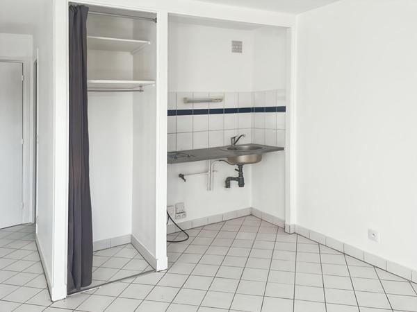 STUDIO T1 JOINVILLE LE PONT 20.76 m2