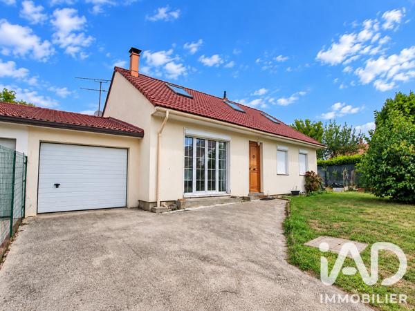 Maison à vendre 7 pièces 125 m² Le Perray-en-Yvelines