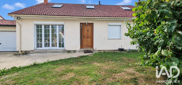 Maison à vendre 7 pièces 125 m² Le Perray-en-Yvelines