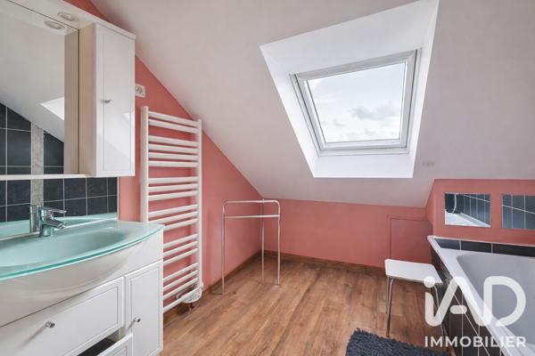 Maison à vendre 7 pièces 125 m² Le Perray-en-Yvelines