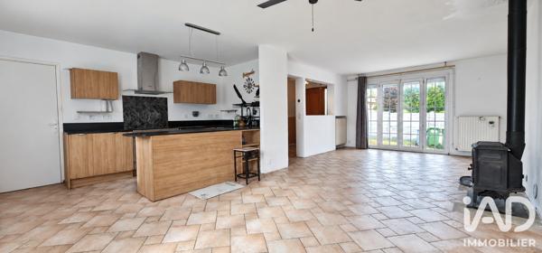 Maison à vendre 7 pièces 125 m² Le Perray-en-Yvelines