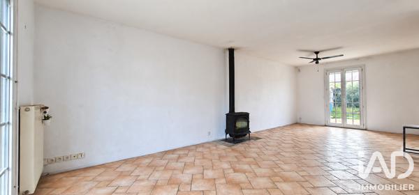 Maison à vendre 7 pièces 125 m² Le Perray-en-Yvelines