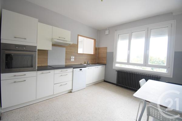 Maison à vendre  10 pièces - 393 m2 ABREST - 03