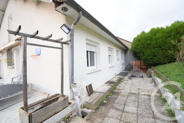 Maison à vendre  10 pièces - 393 m2 ABREST - 03