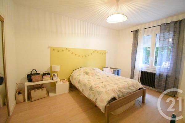 Maison à vendre  10 pièces - 393 m2 ABREST - 03