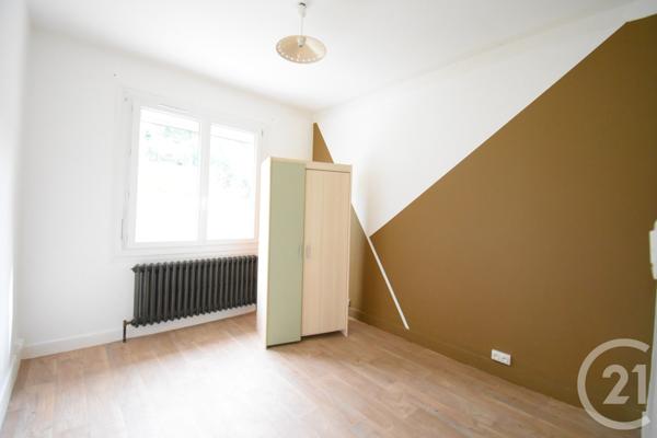 Maison à vendre  10 pièces - 393 m2 ABREST - 03