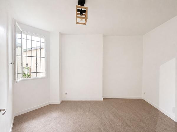 TOULOUSE - LES CHALETS -Bureaux avec forte visibilité de 55.4 m² carrez. , Toulouse