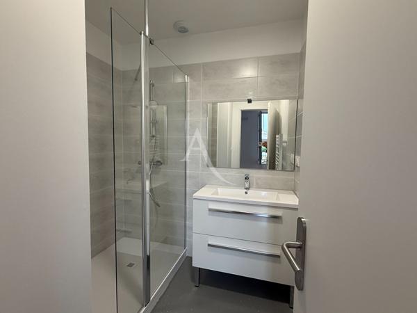 Appartement type T2 Saintes 28 m2