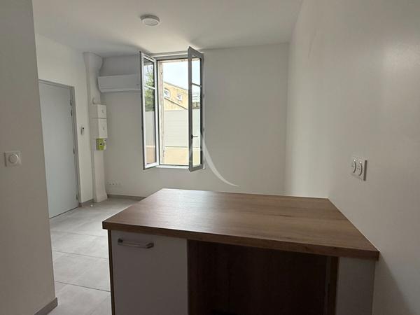 Appartement type T2 Saintes 28 m2
