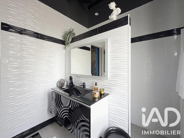 Appartement à vendre 4 pièces 146,4 m² Créteil