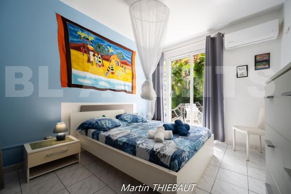 Un bien rare aux Anses-d’Arlet à quelques minutes à pied de la plage !