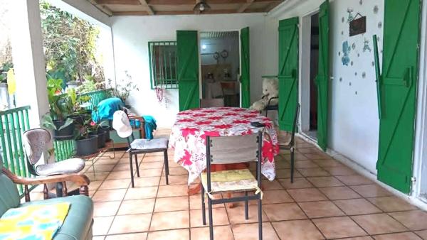 Maison à vendre F6 LE TAMPON (974)