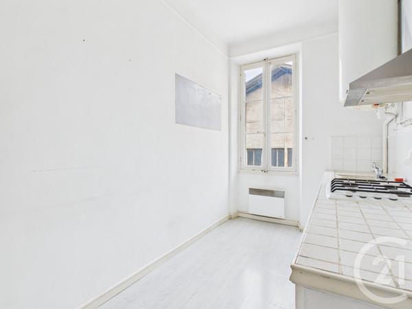 Appartement T2 à vendre  2 pièces - 45 m2 TOULON - 83