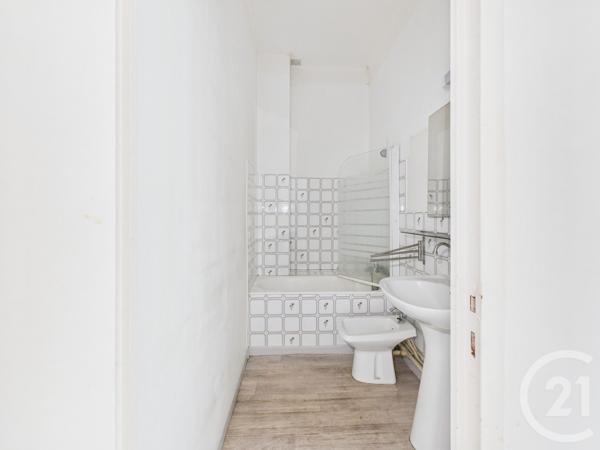 Appartement T2 à vendre  2 pièces - 45 m2 TOULON - 83