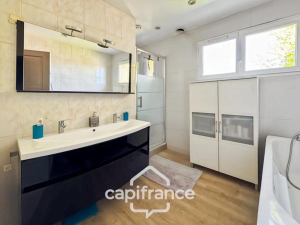 Maison à vendre 6 pièces SAINT VALLIER (26)