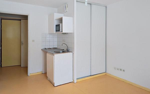 Appartement à vendre    1 pièce • 18,50 m2 Avignon