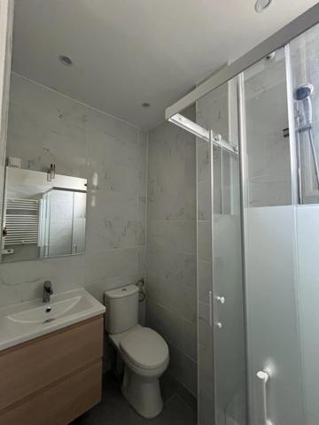 Location                                                      Appartement
                        
                     3 pièces                      40 m2                     à Nice