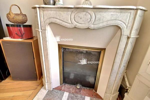 Vente                                                      Appartement
                        
                     3 pièces                      53 m2                     à Asnières-sur-Seine