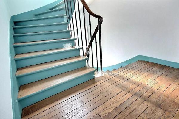 Vente                                                      Appartement
                        
                     3 pièces                      53 m2                     à Asnières-sur-Seine