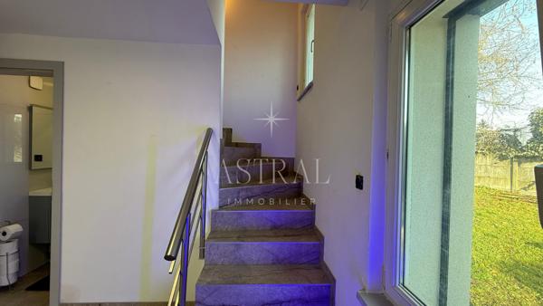 Maison 5 pièces 147 m²