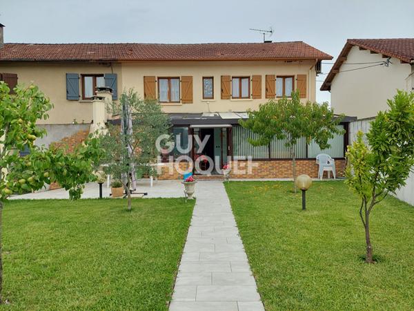 Maison sur deux niveaux, beaux volumes, Dax