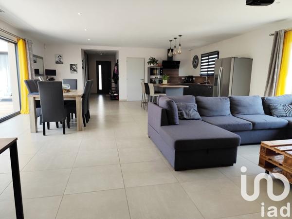 Maison 5 pièces de 138 m² à Salses-le-Château (66600)