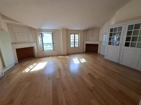 Immeuble à vendre à Saintes en Charente-Maritime (17100), ref : 17111-683