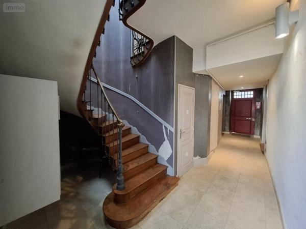 Immeuble à vendre à Saintes en Charente-Maritime (17100), ref : 17111-683