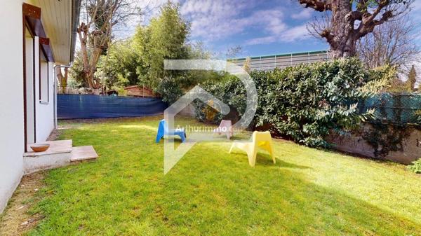 Vente                                                      Maison
                        
                     8 pièces                      185 m2                     à Marly-le-Roi