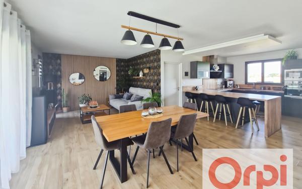 Maison à vendre    4 pièces • 93,98 m2 Grenade