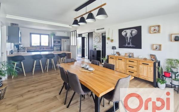 Maison à vendre    4 pièces • 93,98 m2 Grenade