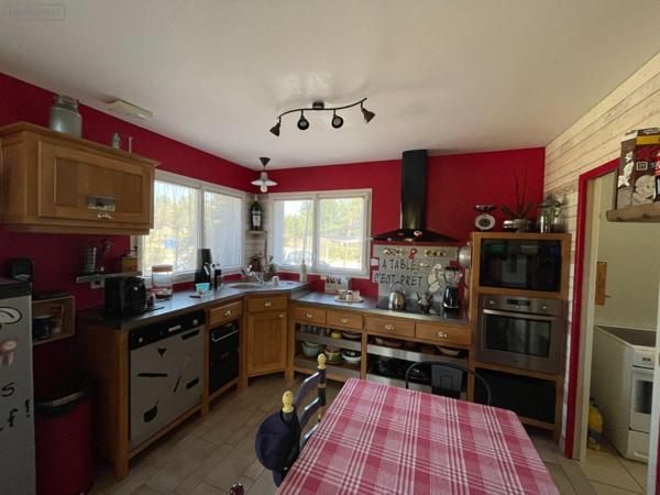 Maison à vendre à Lassay-les-Châteaux en Mayenne (53110), ref : 368