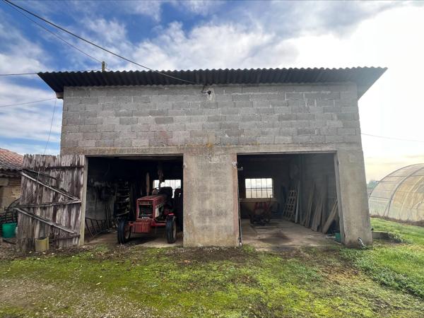 Propriété rurale avec pigeonnier et dépendances sur 3 hectares