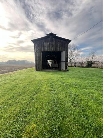 Propriété rurale avec pigeonnier et dépendances sur 3 hectares