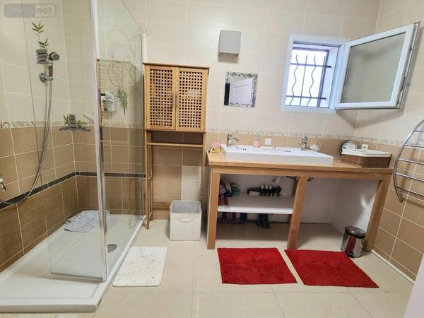 Maison à vendre à Pierrelatte dans la Drôme (26700), ref : 26060-828