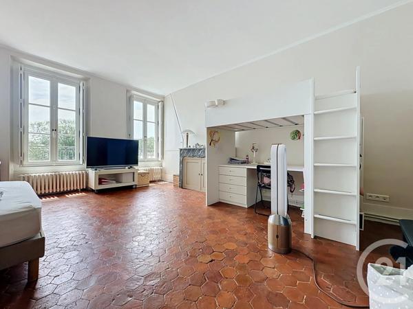 Appartement F4 à vendre  3 pièces - 78,40 m 2   VERSAILLES  - 78