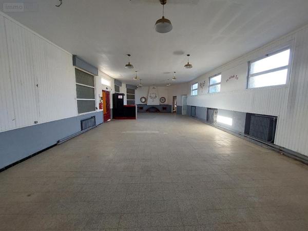 Local commercial à vendre à Divion dans le Pas-de-Calais (62460), ref : 21/2234