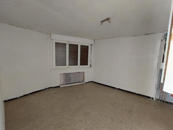 Local commercial à vendre à Divion dans le Pas-de-Calais (62460), ref : 21/2234