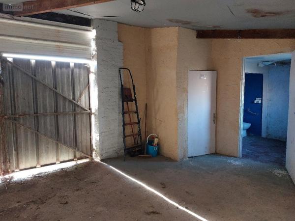 Local commercial à vendre à Divion dans le Pas-de-Calais (62460), ref : 21/2234